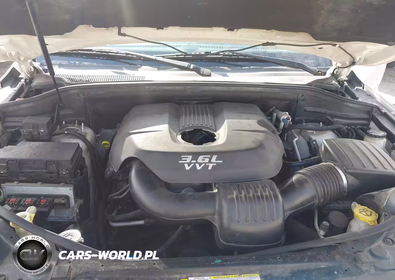2012 Jeep Grand Cherokee Overland VIN:1C4RJECG6CC270749 - 10