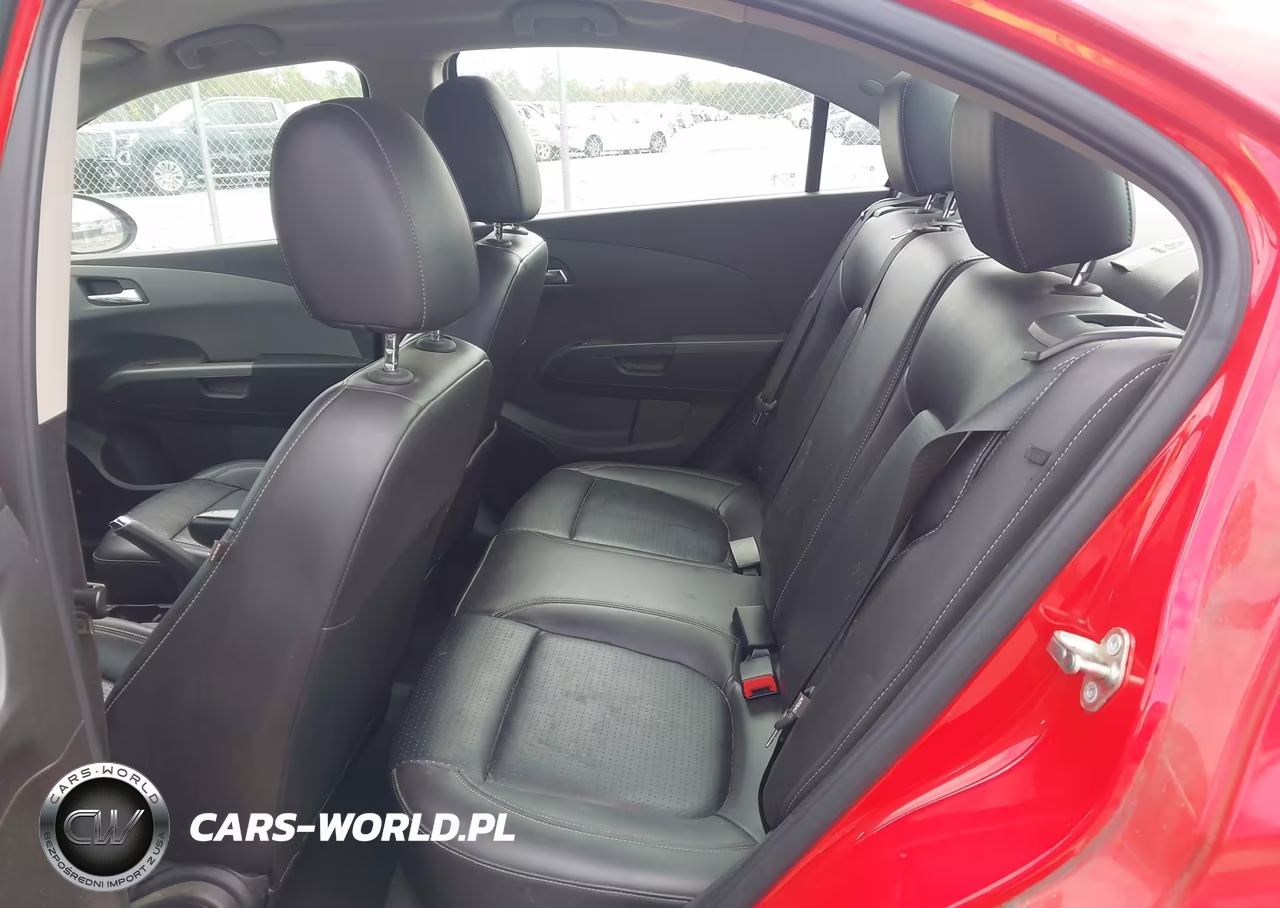 2018 Chevrolet Sonic Premier Auto VIN:1G1JF5SB2J4135109 - 8