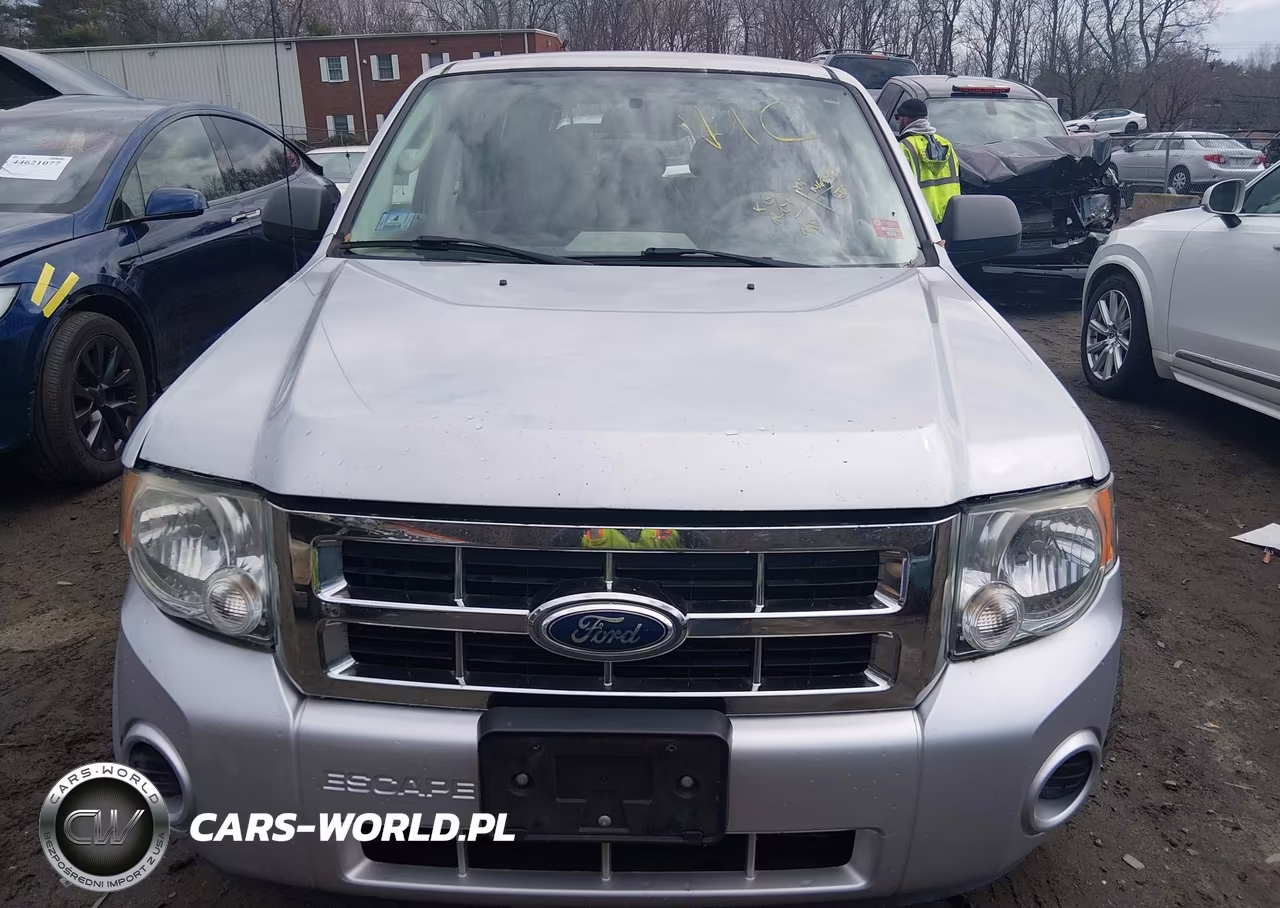 2012 Ford Escape Xls VIN:1FMCU0C78CKB47049 - 12