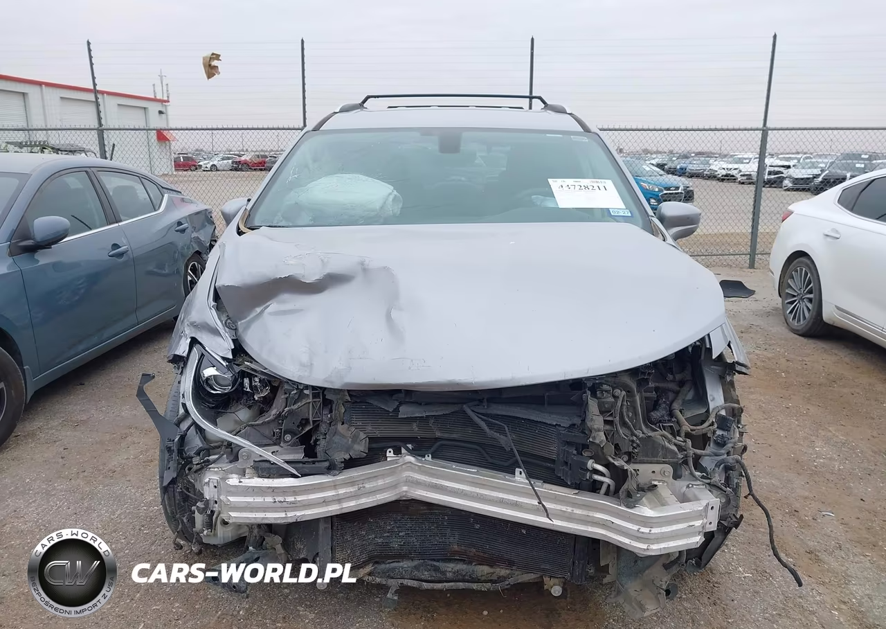 2018 Chrysler Pacifica Touring L VIN:2C4RC1BG2JR142341 - 13
