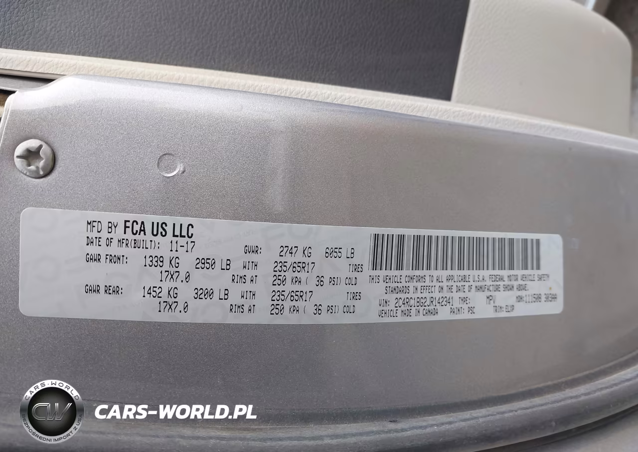2018 Chrysler Pacifica Touring L VIN:2C4RC1BG2JR142341 - 9