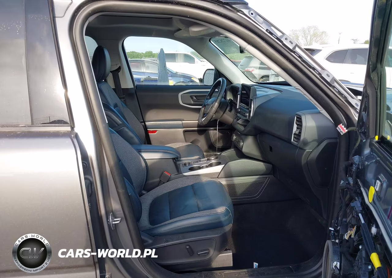 2022 Ford Bronco Sport Outer Banks VIN:3FMCR9C68NRD43004 - 5