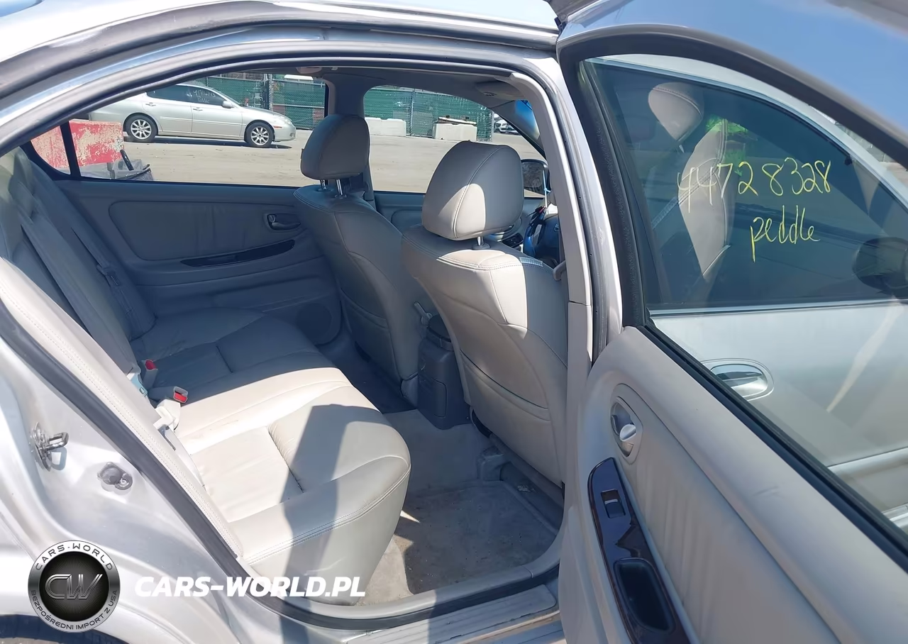 2003 Nissan Maxima Gle VIN:JN1DA31A33T413768 - 8