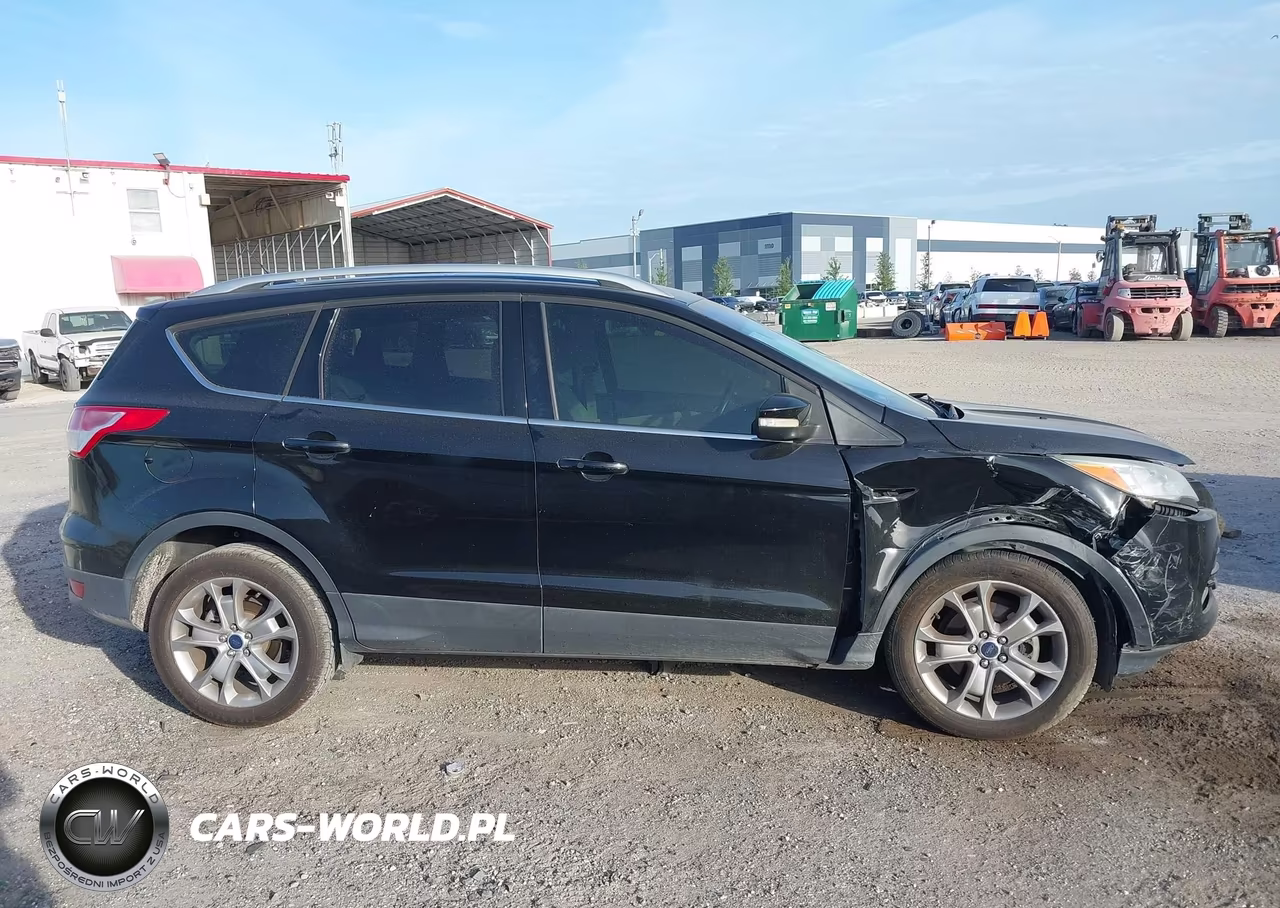 2016 Ford Escape Titanium VIN:1FMCU0JXXGUA60749 - 13