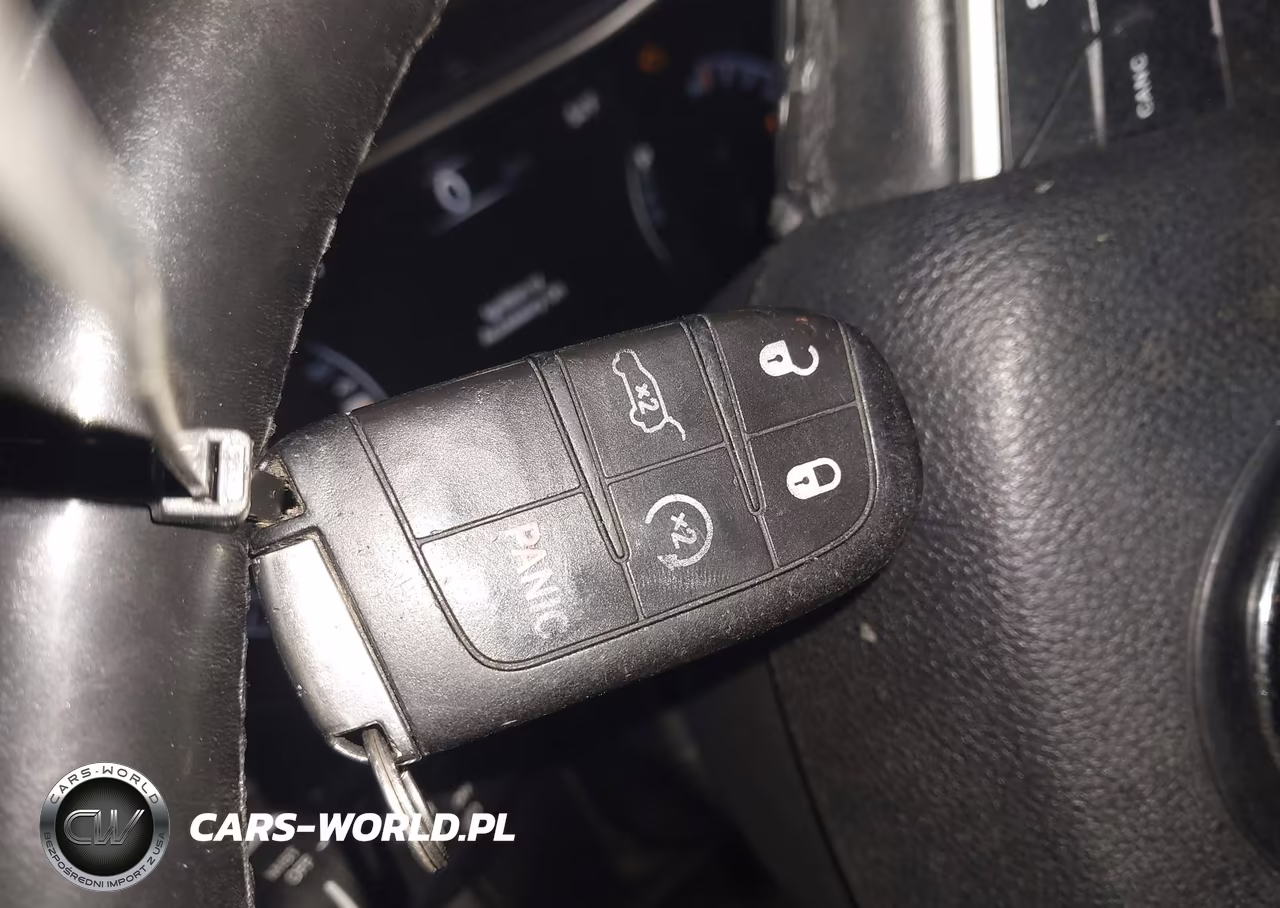 2018 Jeep Grand Cherokee Altitude 4X4 VIN:1C4RJFAG4JC219885 - 11