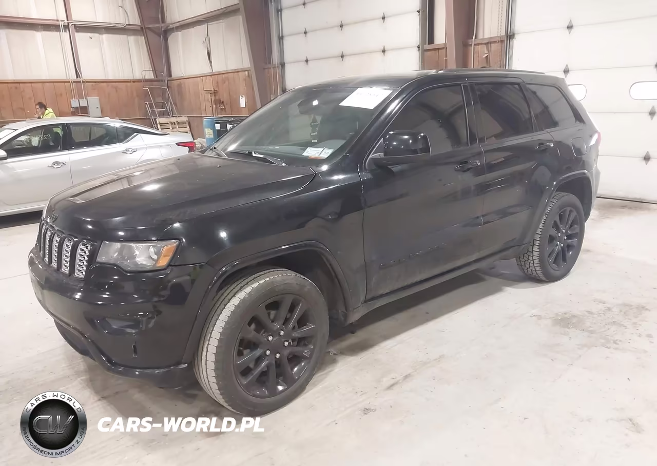 2018 Jeep Grand Cherokee Altitude 4X4 VIN:1C4RJFAG4JC219885 - 2