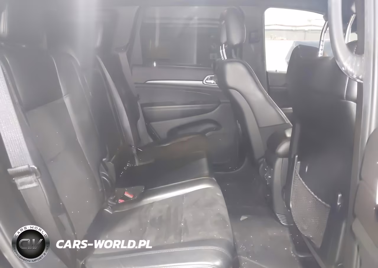 2018 Jeep Grand Cherokee Altitude 4X4 VIN:1C4RJFAG4JC219885 - 8