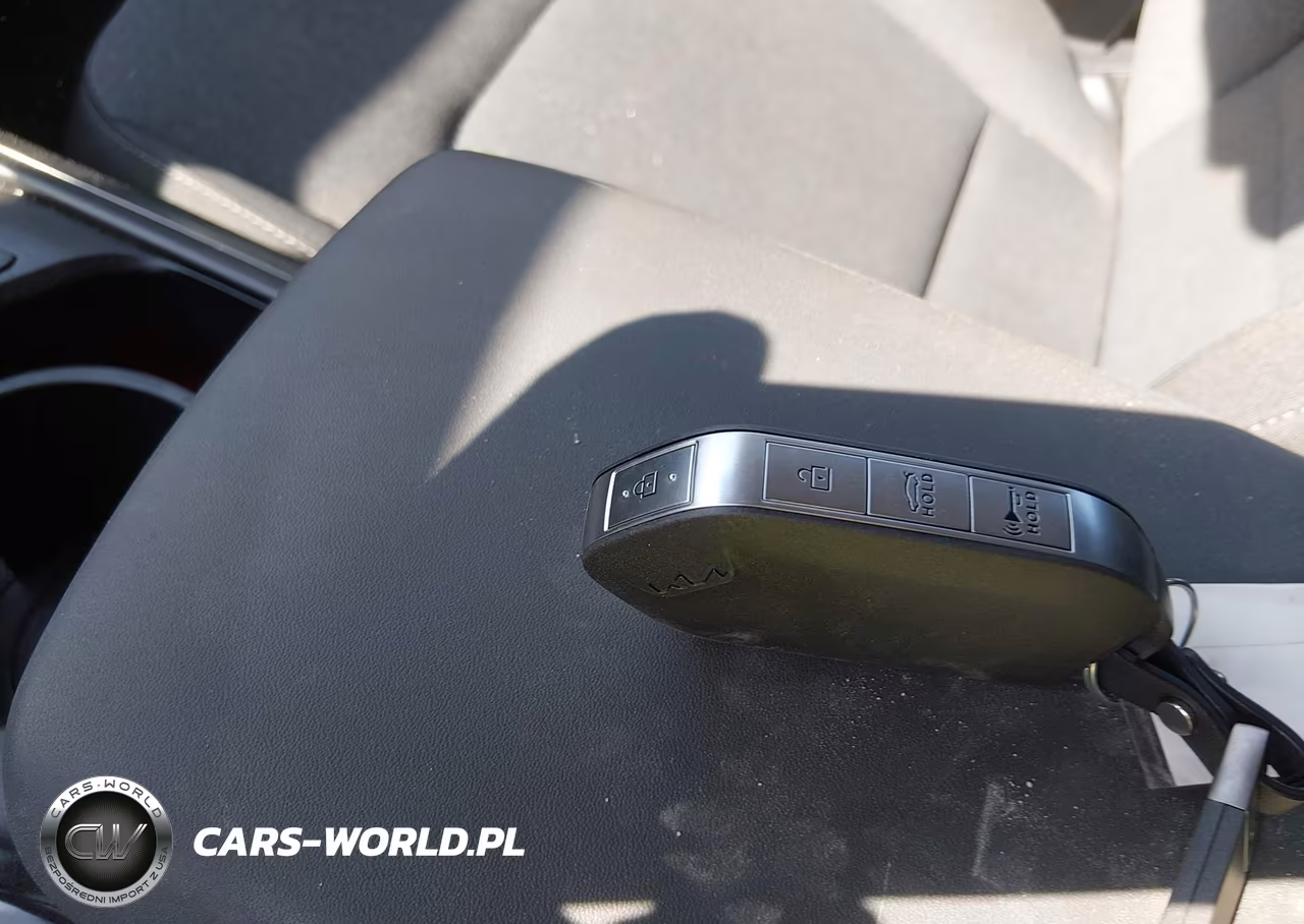 2025 Kia K4 Lx VIN:3KPFT4DE8SE083122 - 11
