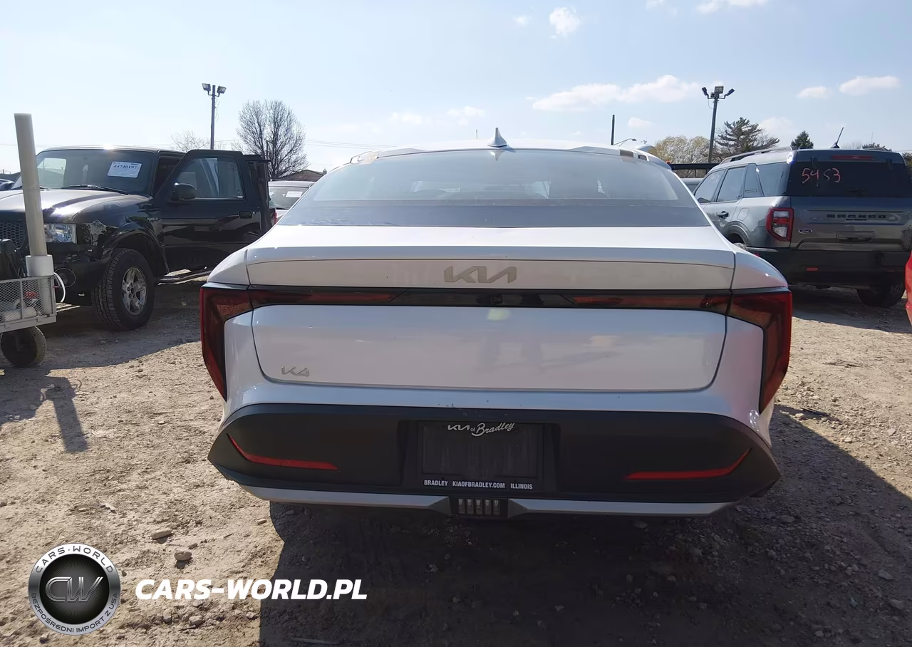2025 Kia K4 Lx VIN:3KPFT4DE8SE083122 - 16