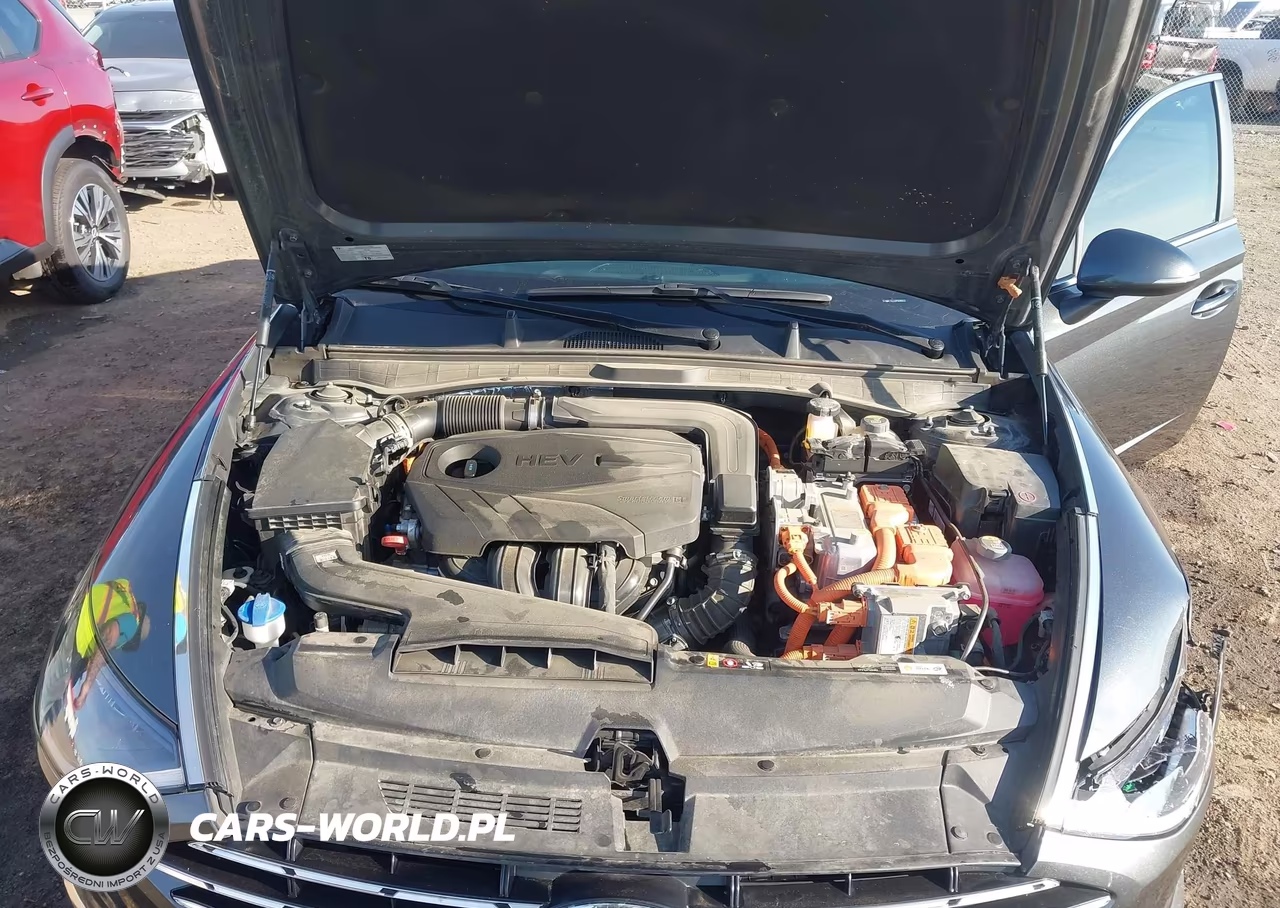 2023 Hyundai Sonata Hybrid Blue VIN:KMHL24JJ0PA080633 - 10