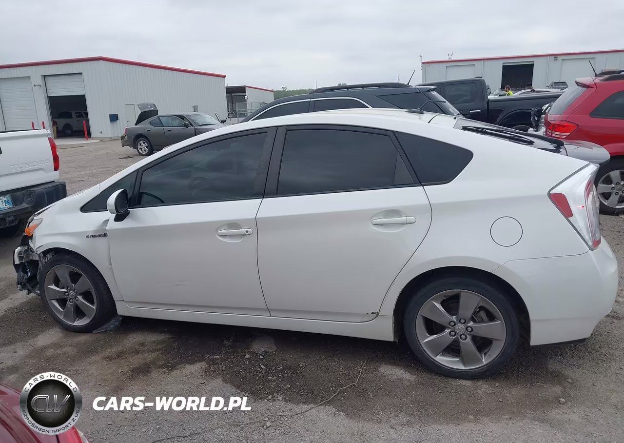 2013 Toyota Prius Three Se VIN:JTDKN3DU9D5612862 - 14