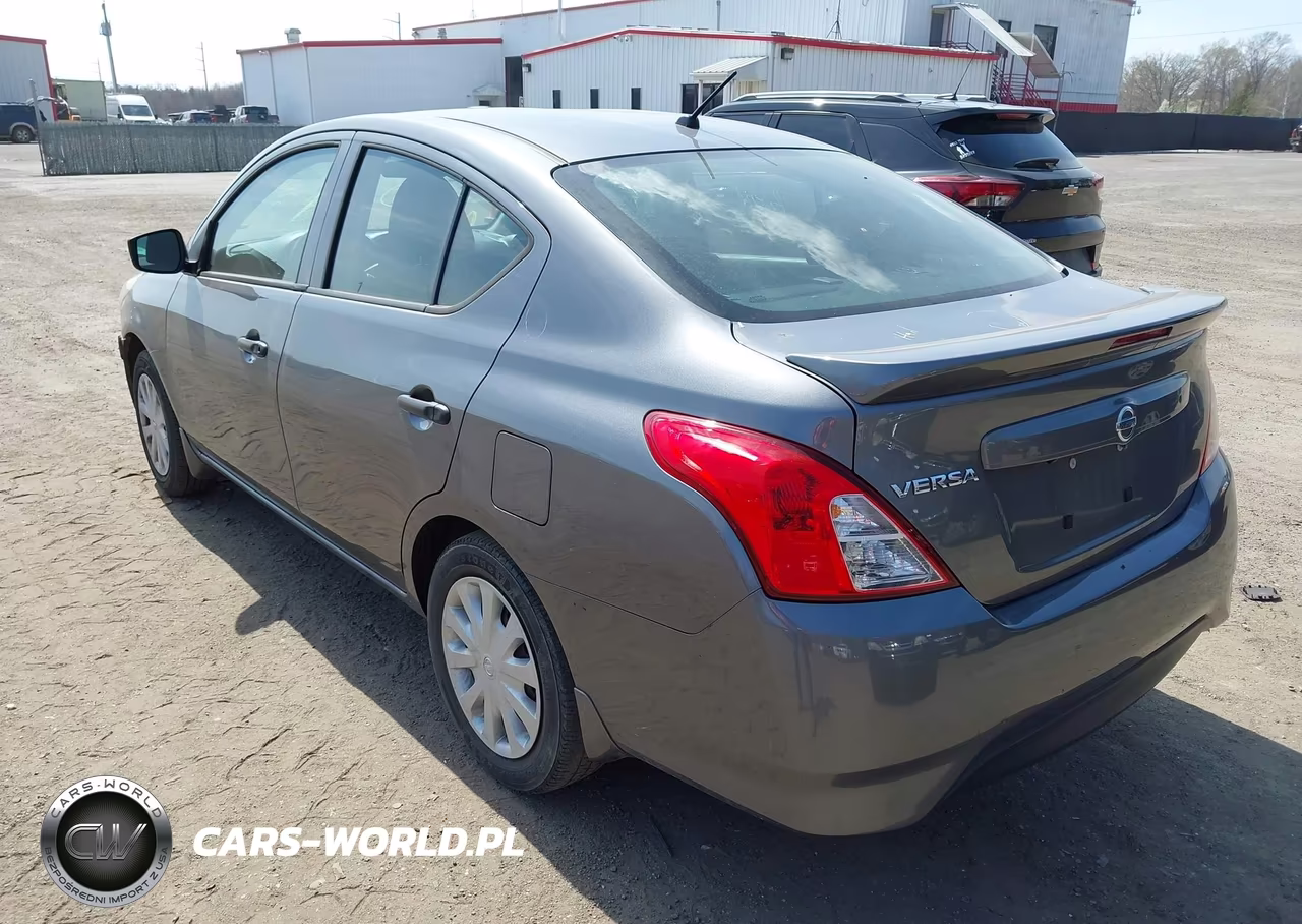 2019 Nissan Versa 1.6 S+ VIN:3N1CN7AP3KL804496 - 3