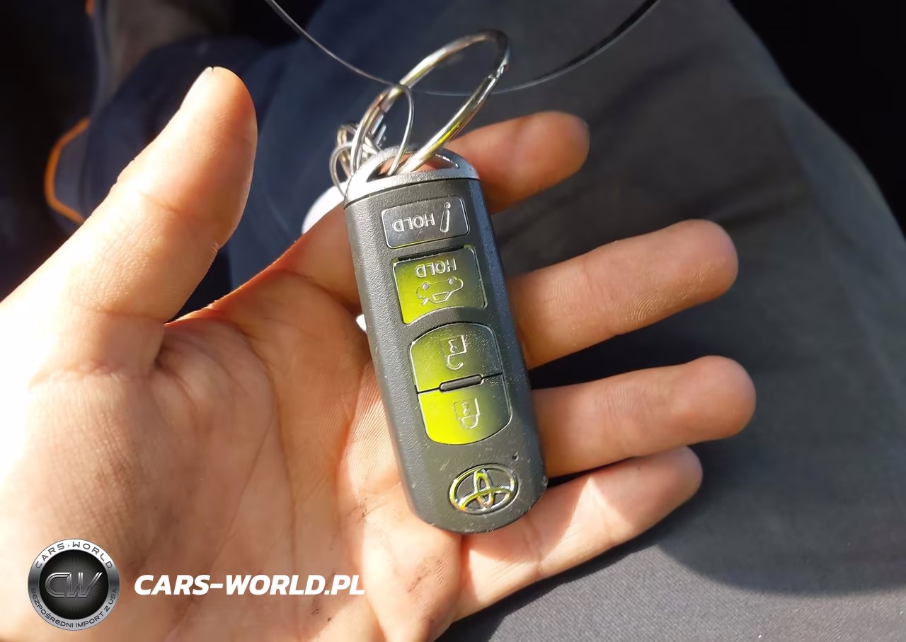 2019 Toyota Yaris L VIN:3MYDLBYV8KY519568 - 11