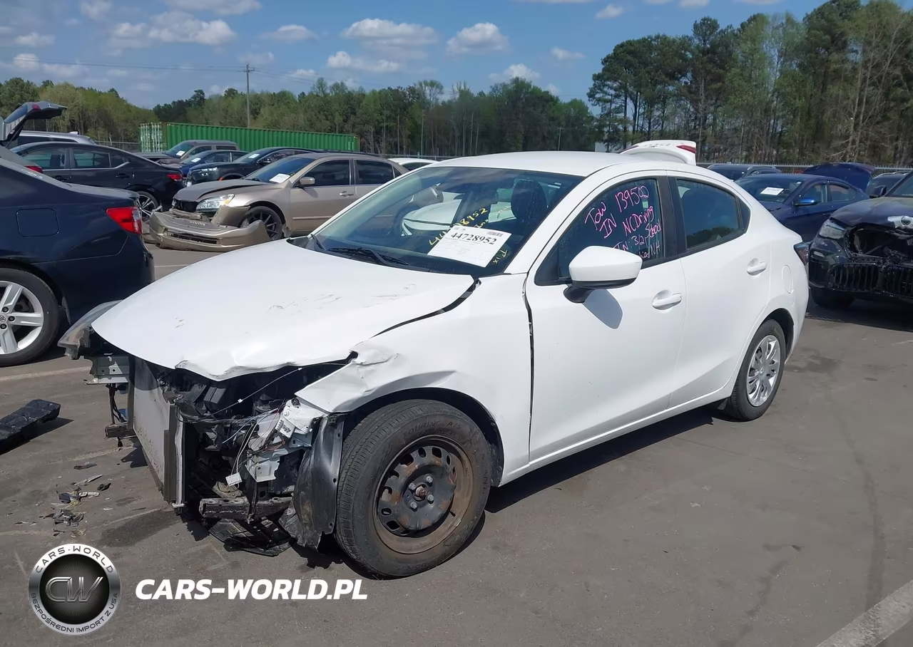 2019 Toyota Yaris L VIN:3MYDLBYV8KY519568 - 2