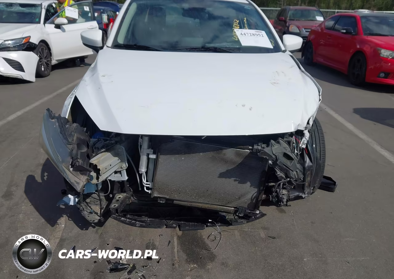 2019 Toyota Yaris L VIN:3MYDLBYV8KY519568 - 6