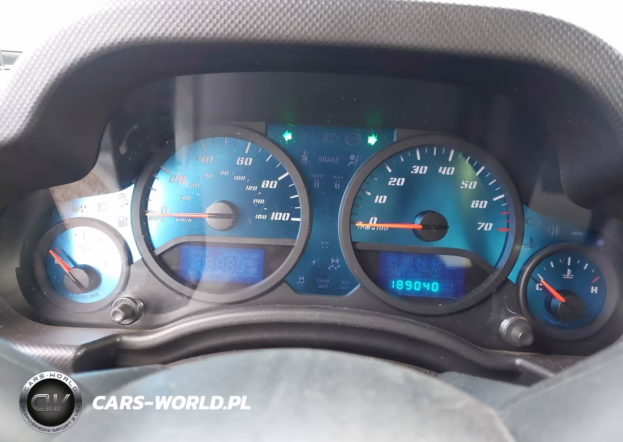 2007 Jeep Wrangler X VIN:1J4FA24127L189422 - 7