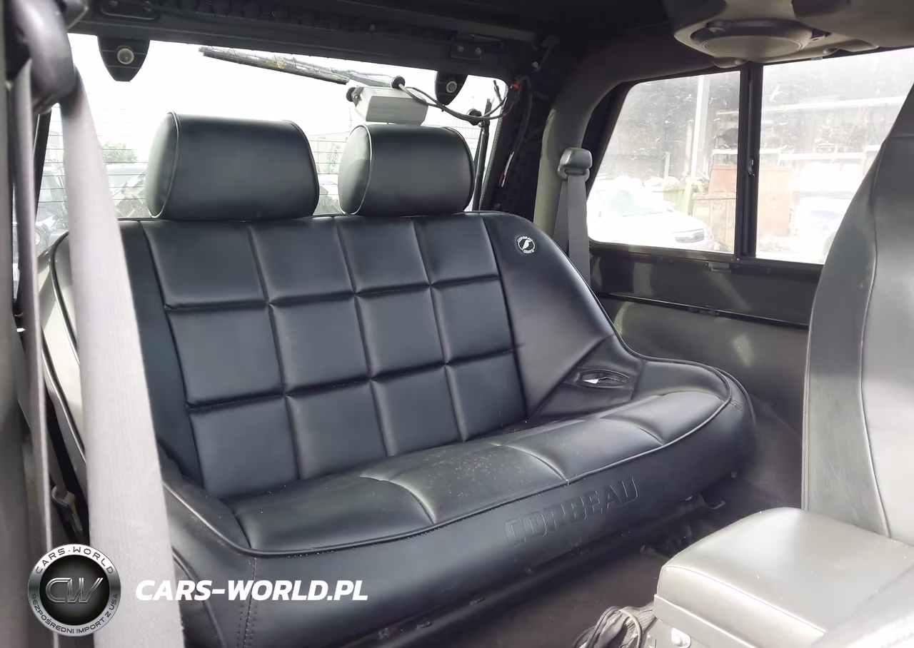 2007 Jeep Wrangler X VIN:1J4FA24127L189422 - 8