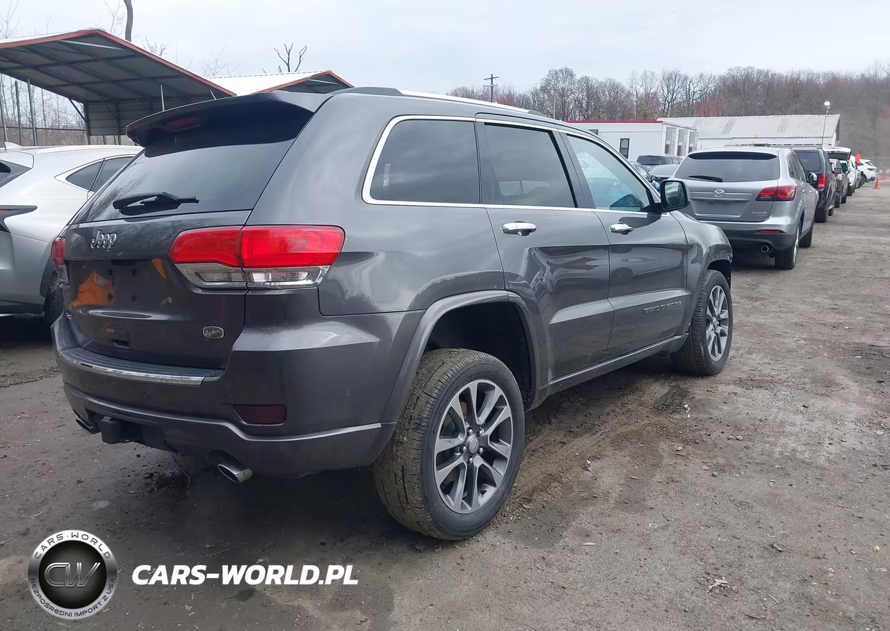 2018 Jeep Grand Cherokee Overland 4X4 VIN:1C4RJFCG9JC356141 - 4