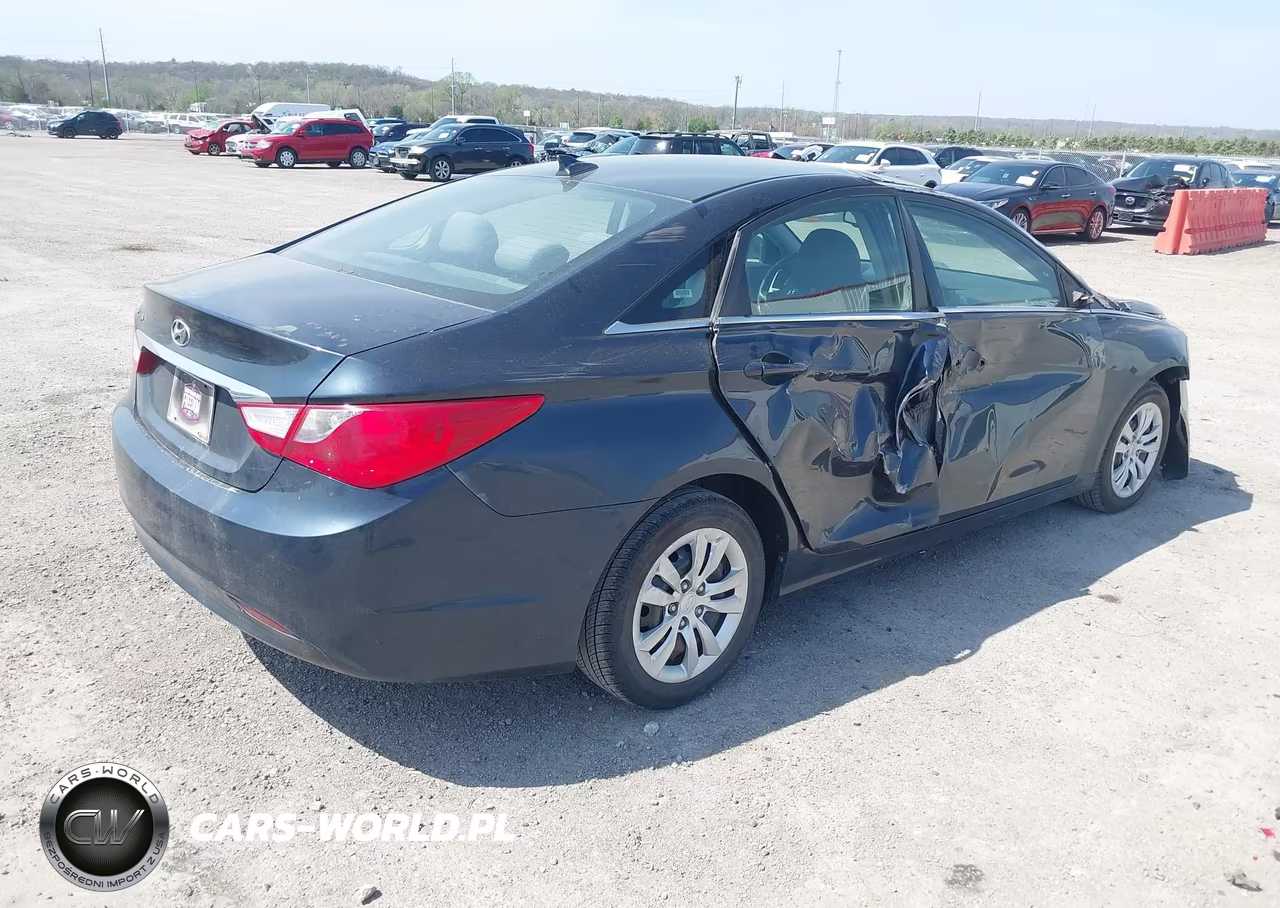 2012 Hyundai Sonata Gls VIN:5NPEB4AC6CH311231 - 4