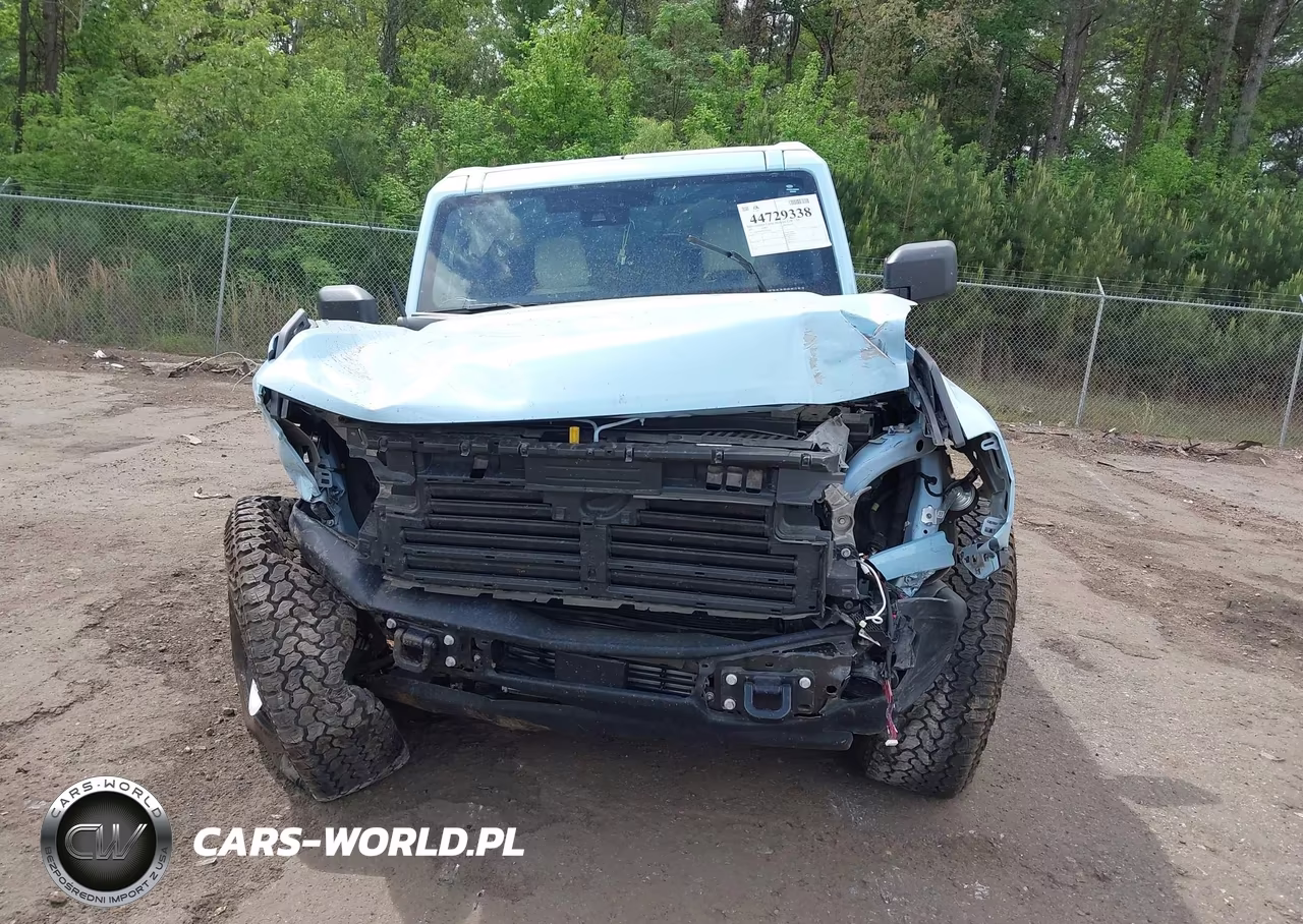 2025 Ford Bronco Heritage Edition VIN:1FMEE4DP4SLA65064 - 12