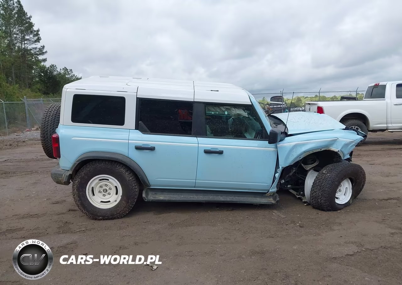 2025 Ford Bronco Heritage Edition VIN:1FMEE4DP4SLA65064 - 13