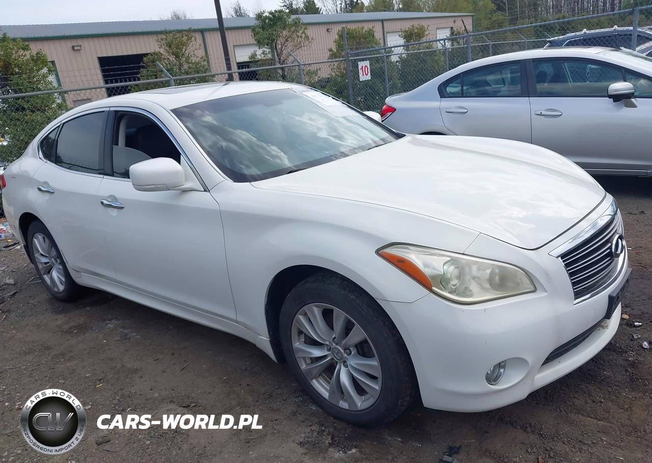 2011 Infiniti M37X
