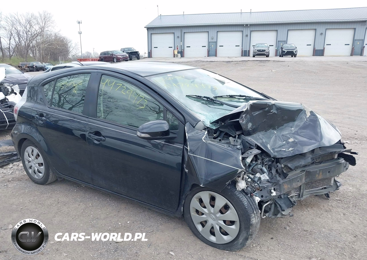 2013 Toyota Prius C Two