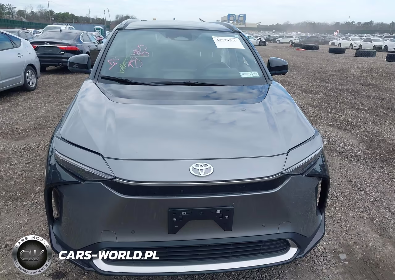 2025 Toyota Bz4X Limited VIN:JTMABACA1SA092371 - 12
