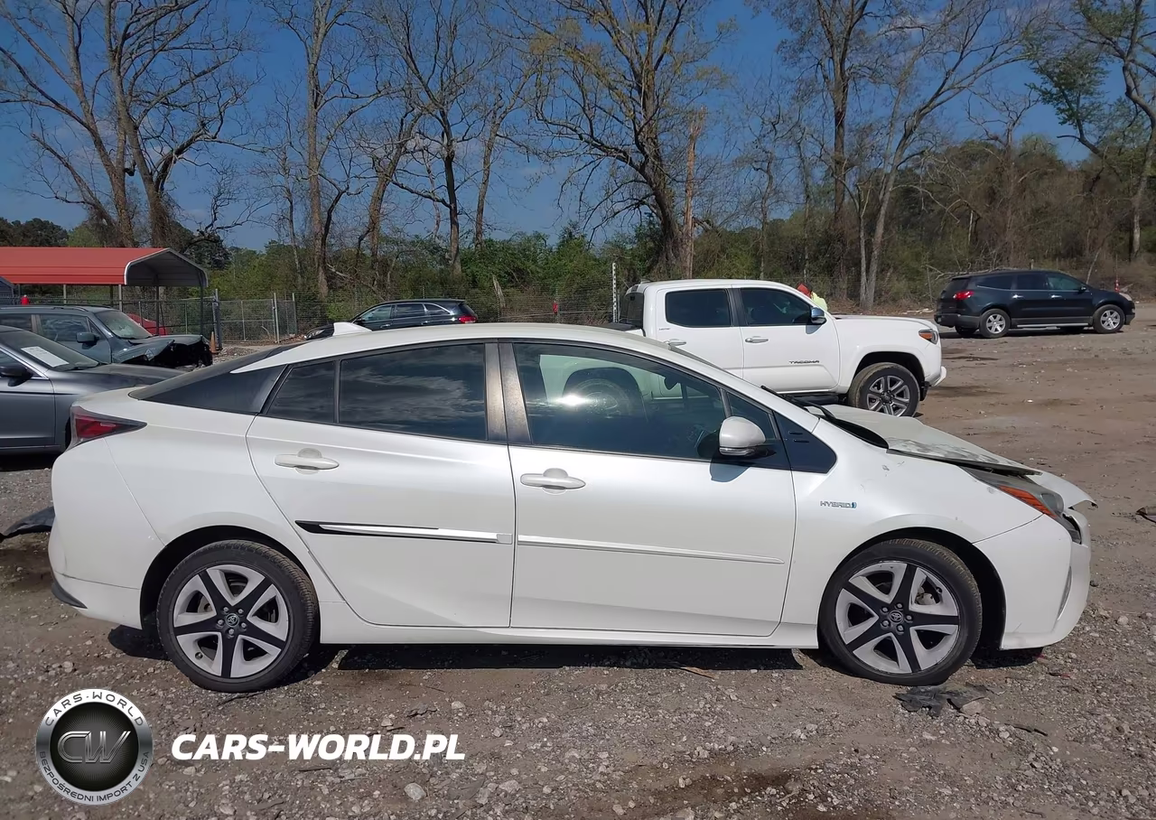2016 Toyota Prius Three Touring VIN:JTDKARFU6G3018838 - 14