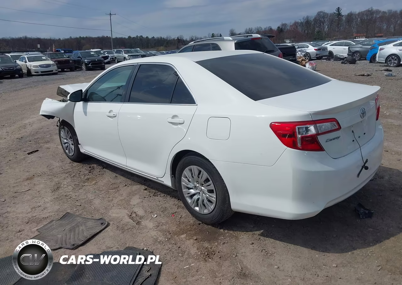 2013 Toyota Camry Le VIN:4T4BF1FK9DR291328 - 3