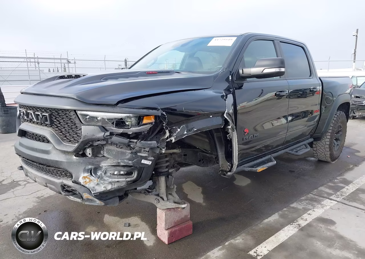 2022 Ram 1500 Classic Express VIN:1C6SRFU9XNN325671 - 2