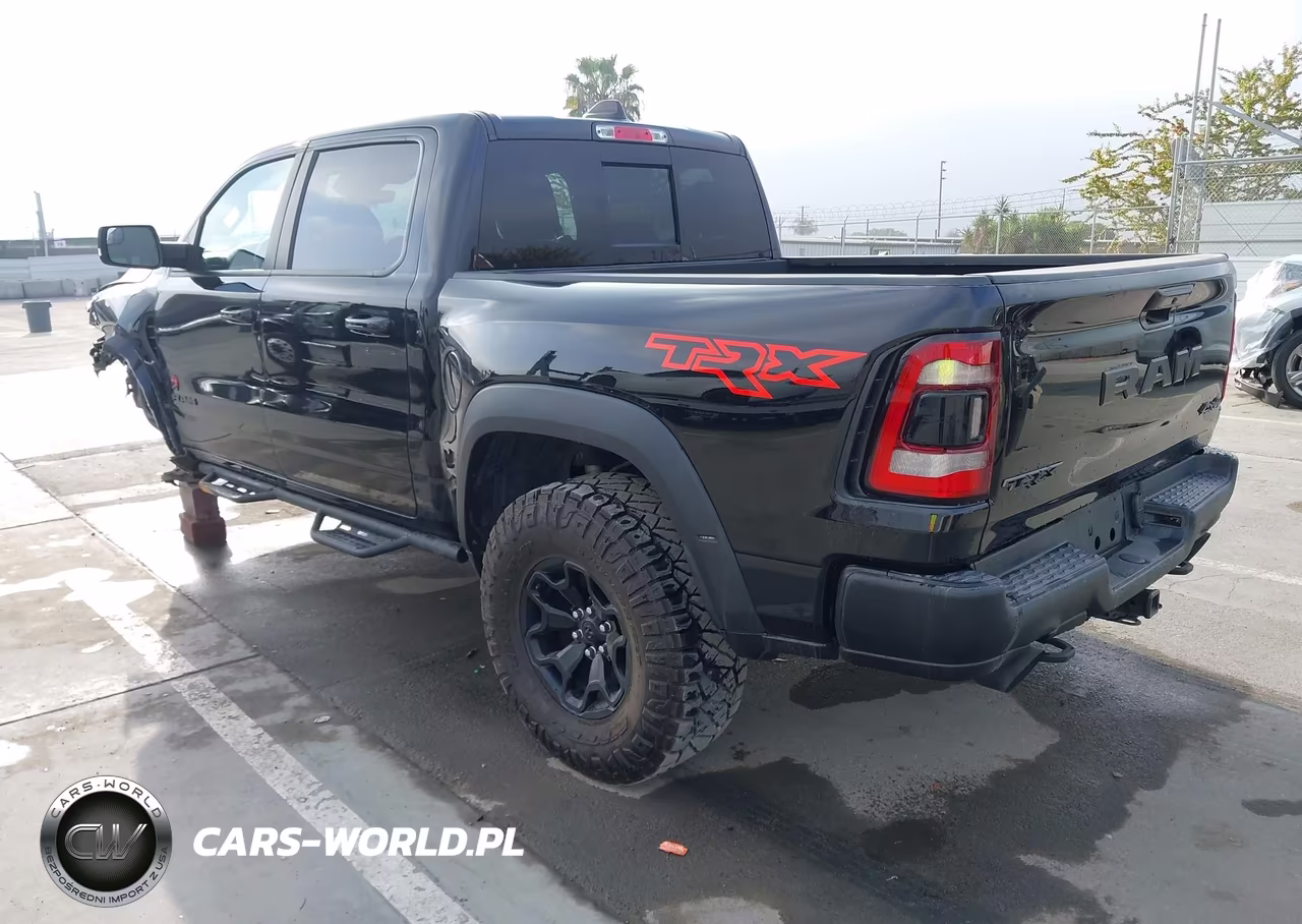 2022 Ram 1500 Classic Express VIN:1C6SRFU9XNN325671 - 3