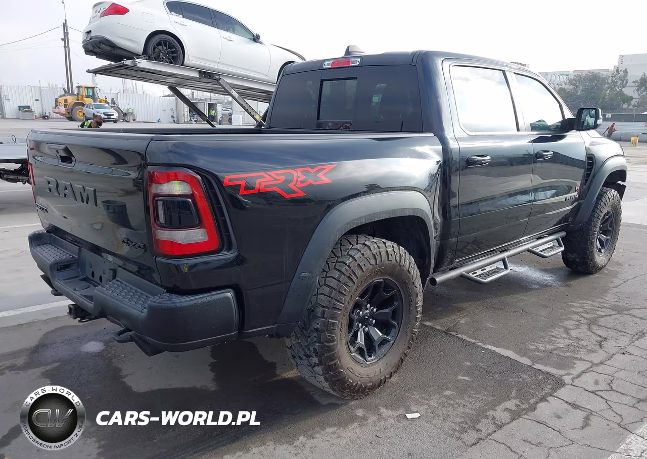 2022 Ram 1500 Classic Express VIN:1C6SRFU9XNN325671 - 4
