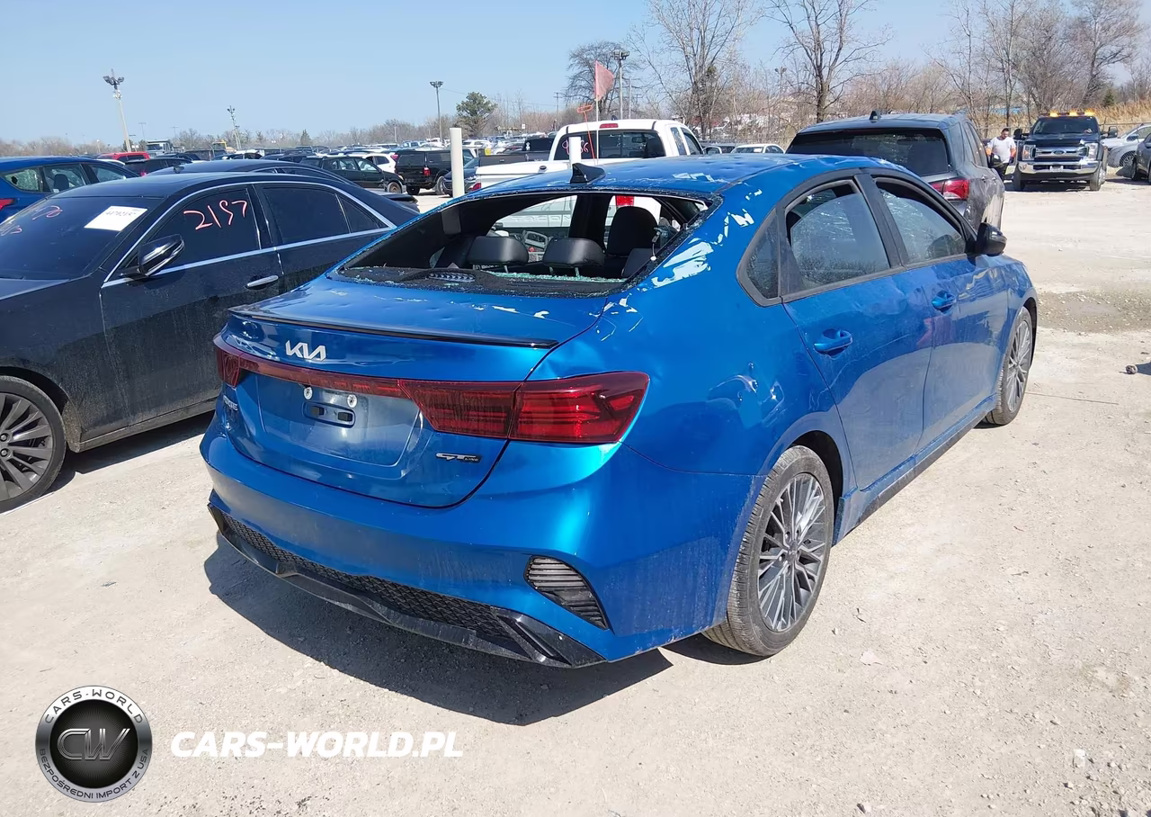 2023 Kia Forte Gt-Line VIN:3KPF54AD9PE539593 - 4