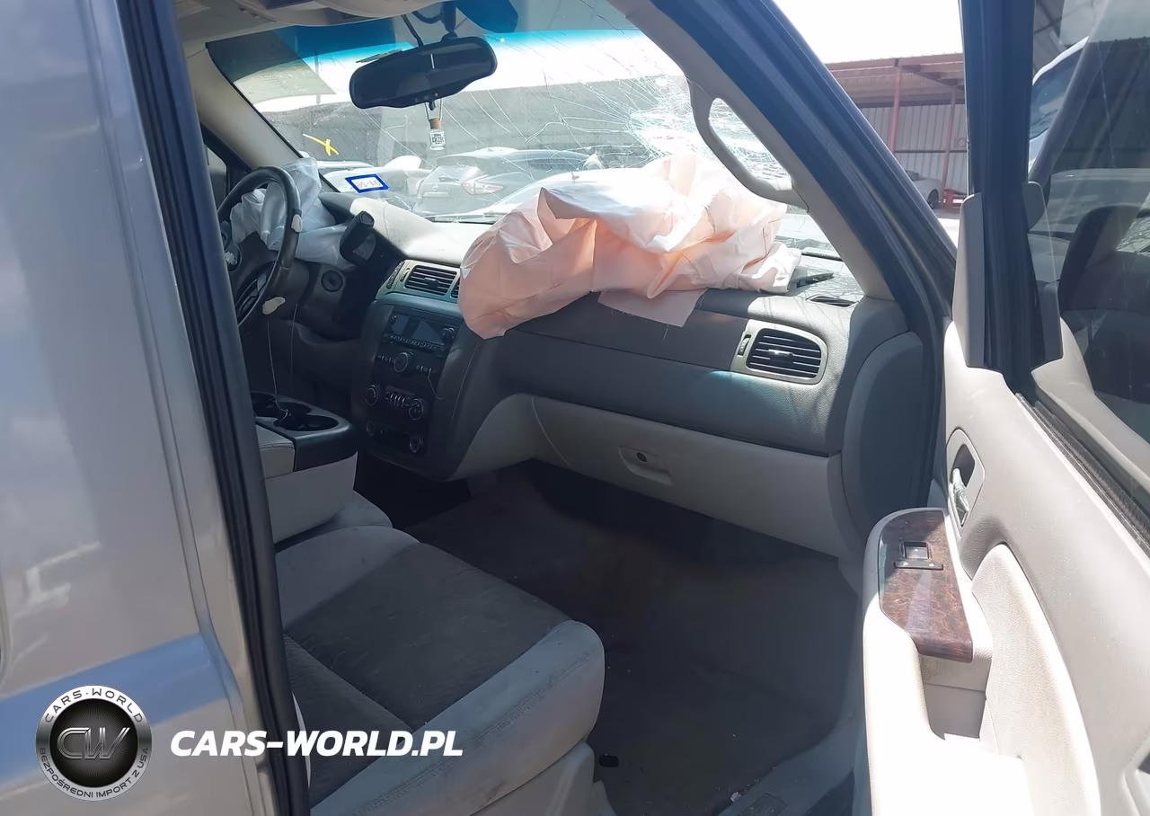 2009 Chevrolet Tahoe Ls VIN:1GNFC13C19R155914 - 5