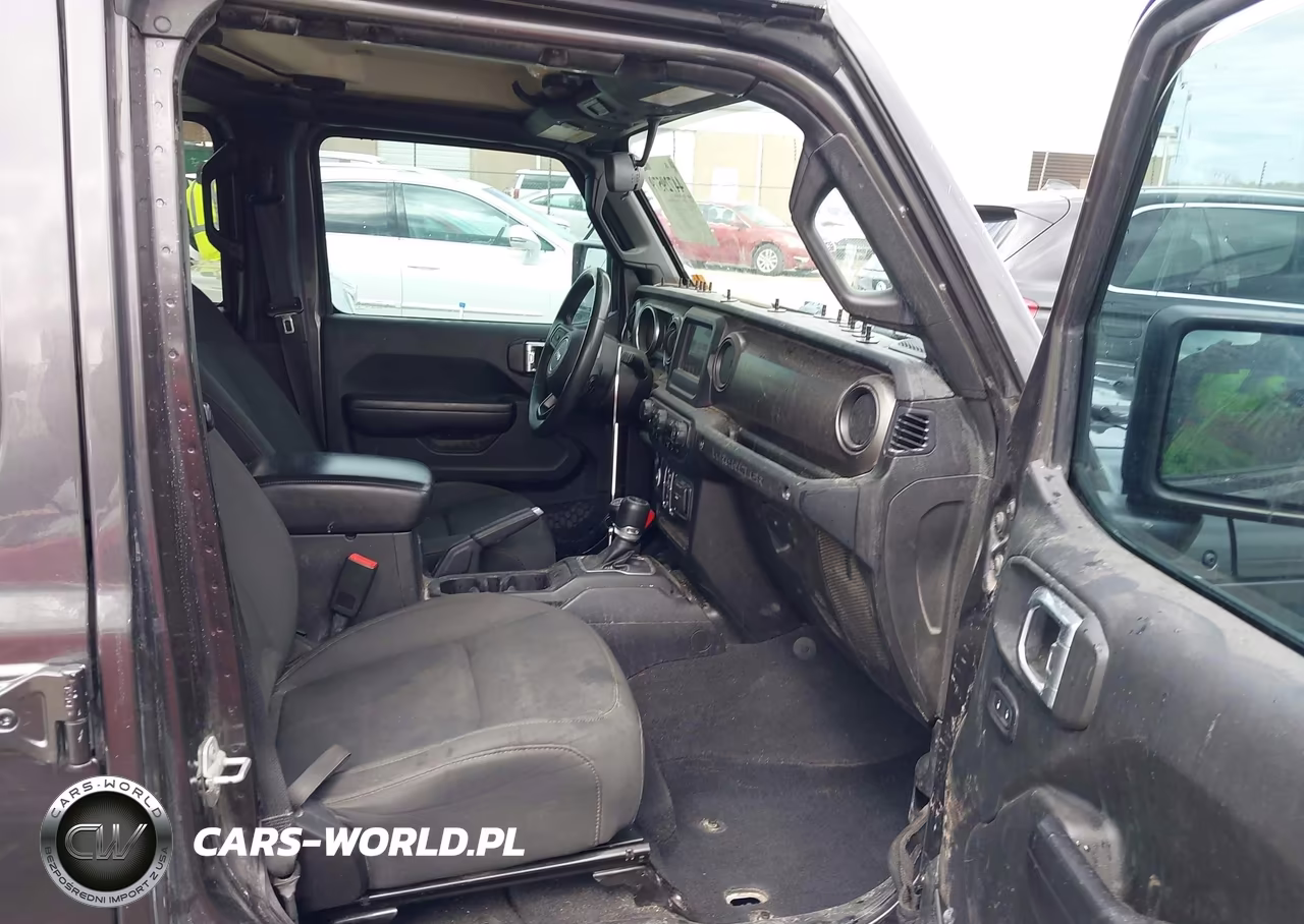 2018 Jeep Wrangler Unlimited Sport S 4X4 VIN:1C4HJXDN2JW206109 - 5