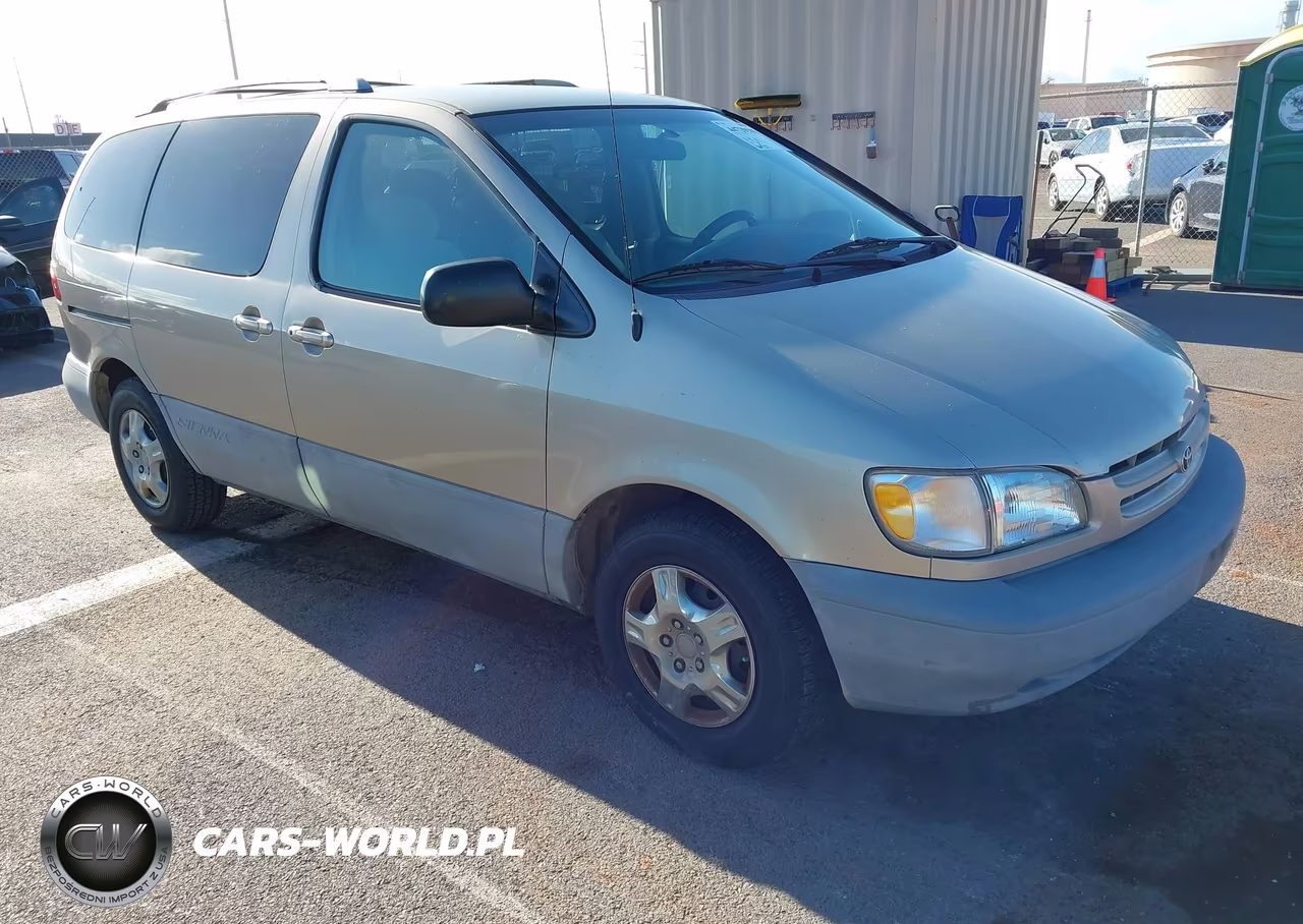 2000 Toyota Sienna Le