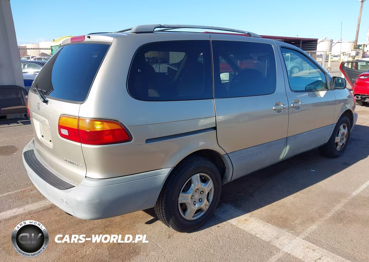 2000 Toyota Sienna Le VIN:4T3ZF13C6YU257768 - 4