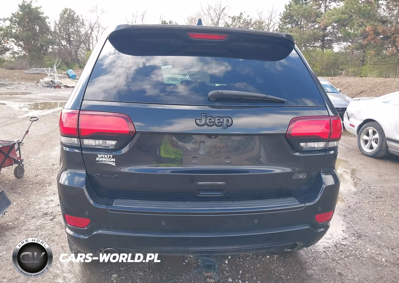 2015 Jeep Grand Cherokee Altitude VIN:1C4RJFAGXFC115442 - 16
