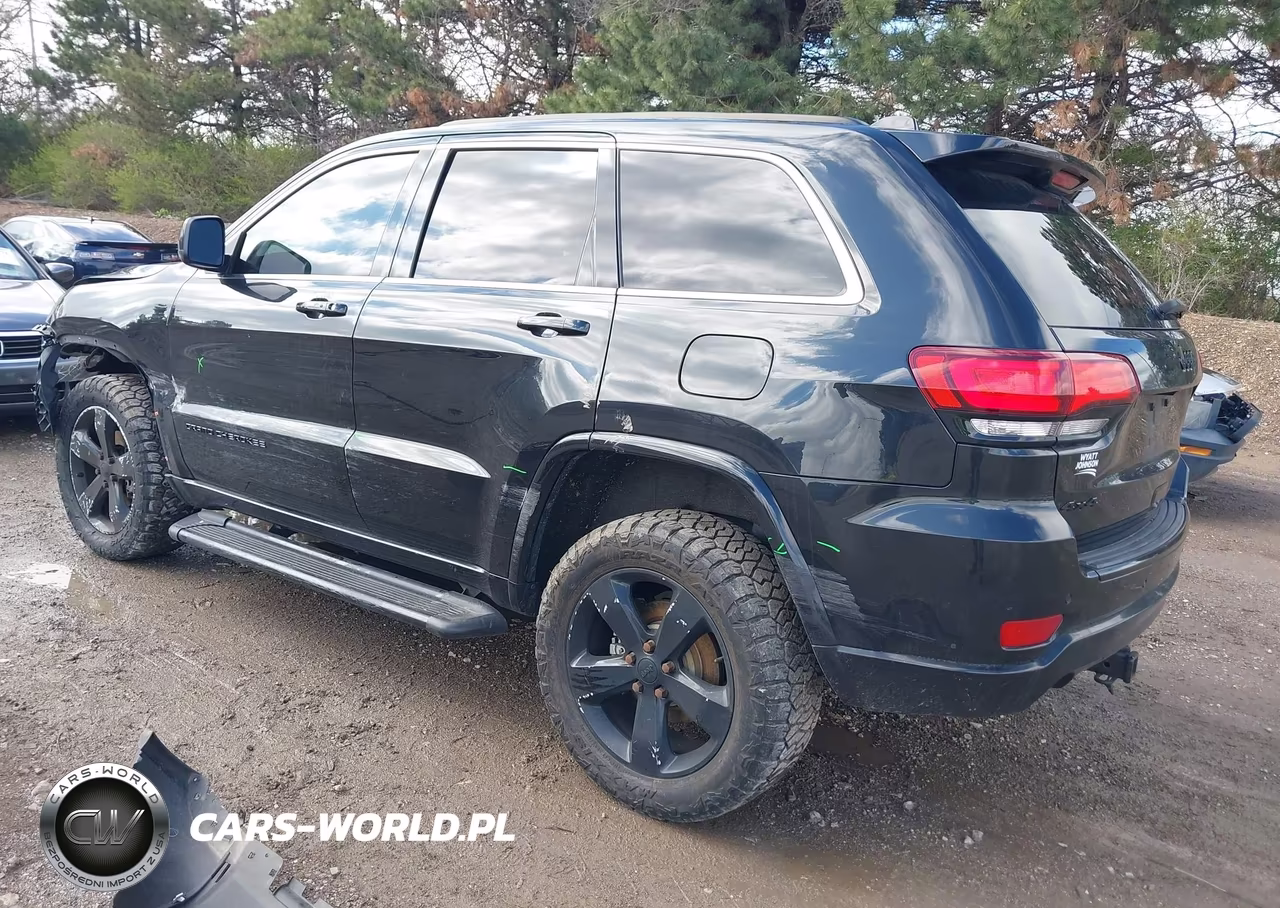 2015 Jeep Grand Cherokee Altitude VIN:1C4RJFAGXFC115442 - 3