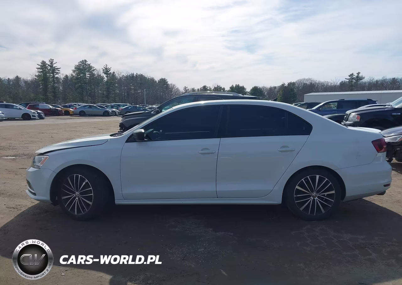 2016 Volkswagen Jetta 1.8T Sport VIN:3VWD17AJ1GM413340 - 15