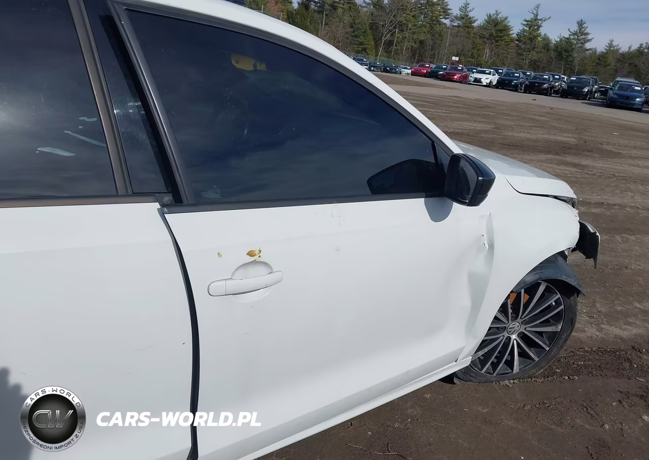 2016 Volkswagen Jetta 1.8T Sport VIN:3VWD17AJ1GM413340 - 18