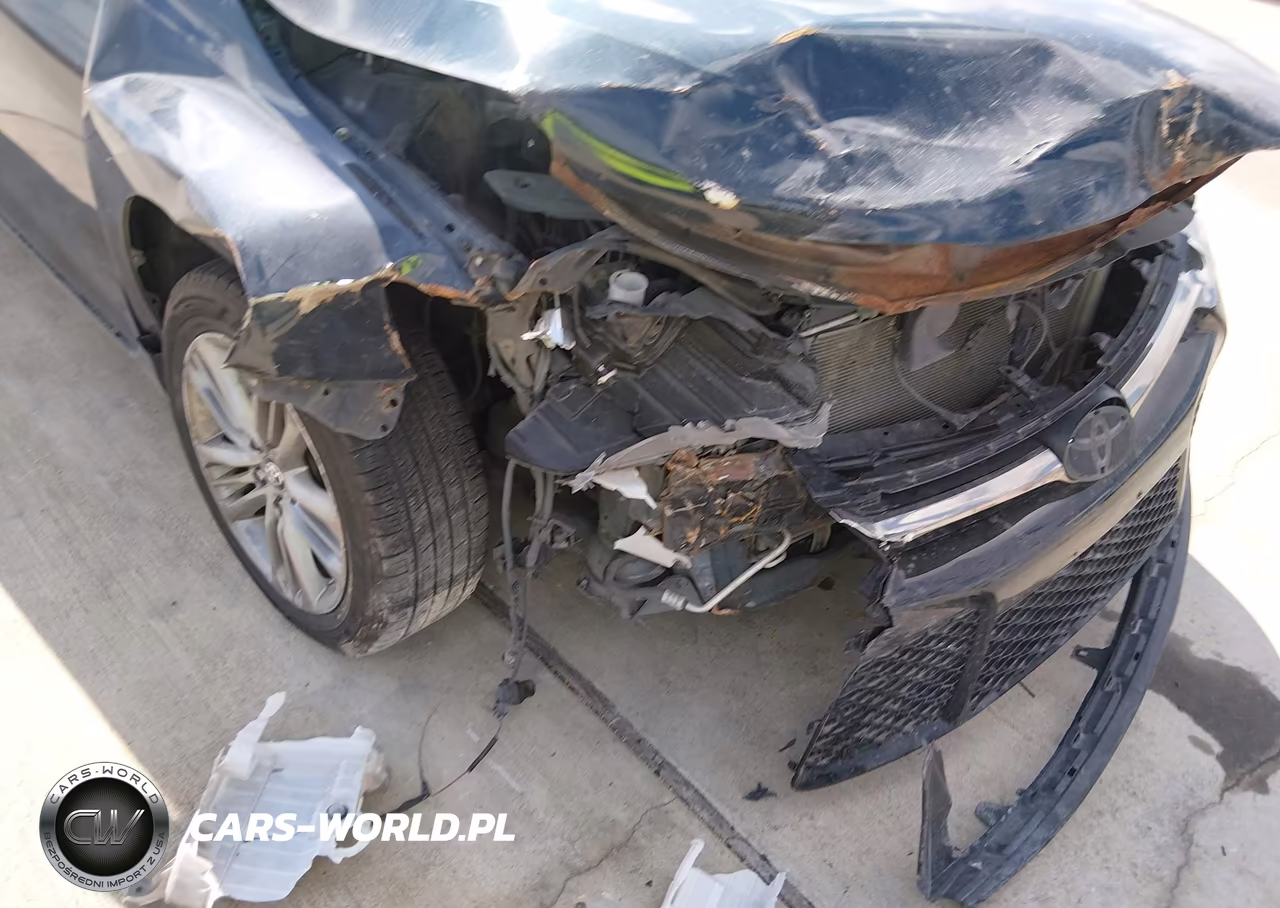 2017 Toyota Camry Se VIN:4T1BF1FK9HU319967 - 6
