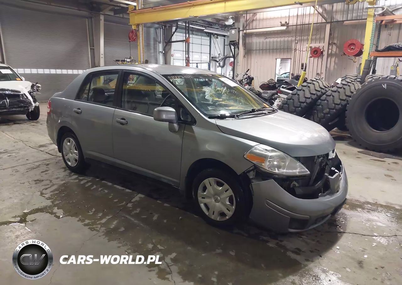 2011 Nissan Versa 1.8S