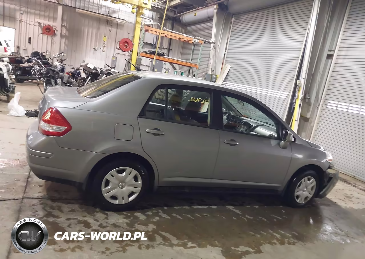 2011 Nissan Versa 1.8S VIN:3N1BC1AP5BL381094 - 14