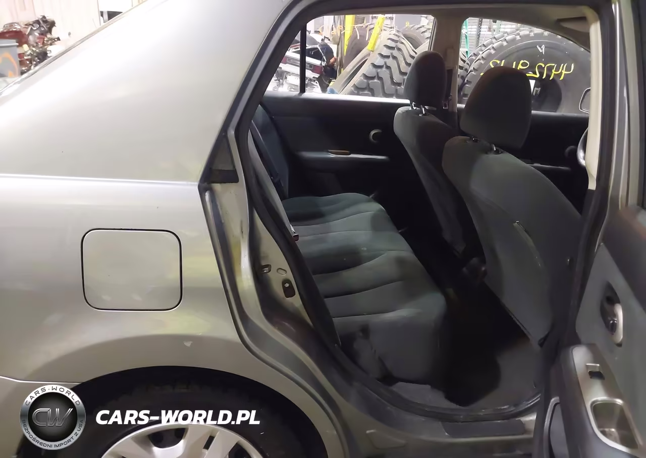 2011 Nissan Versa 1.8S VIN:3N1BC1AP5BL381094 - 8