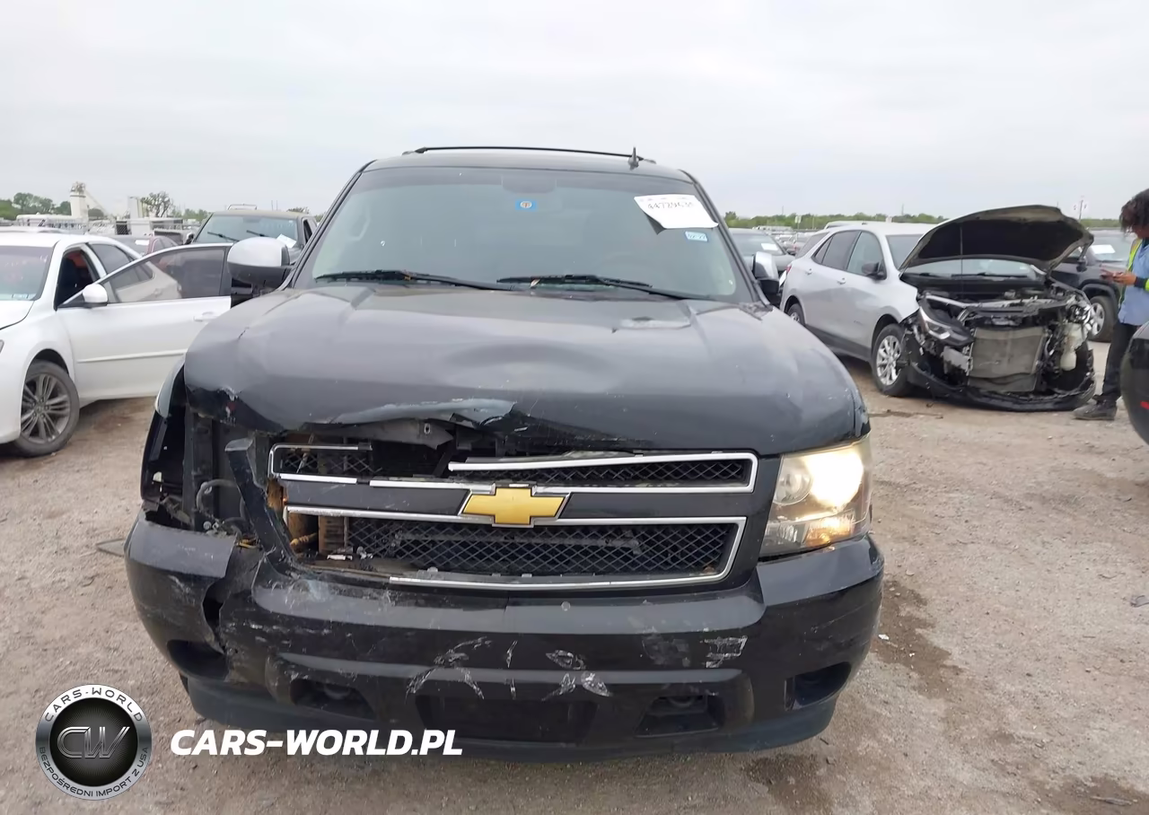 2013 Chevrolet Tahoe Ls VIN:1GNSCAE05DR234139 - 12