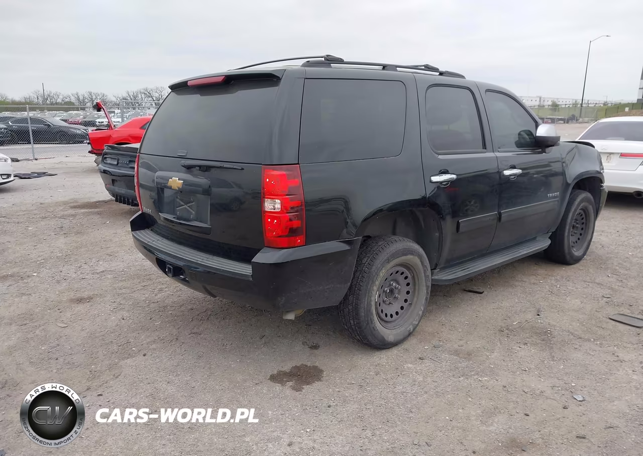 2013 Chevrolet Tahoe Ls VIN:1GNSCAE05DR234139 - 4