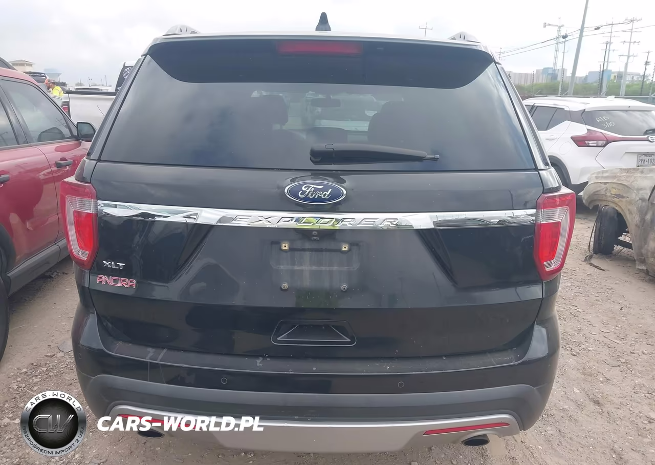 2017 Ford Explorer Xlt VIN:1FM5K7D84HGD14239 - 16