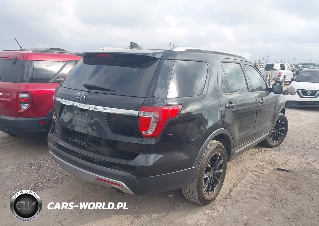 2017 Ford Explorer Xlt VIN:1FM5K7D84HGD14239 - 18
